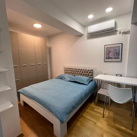 Stefan Apartment